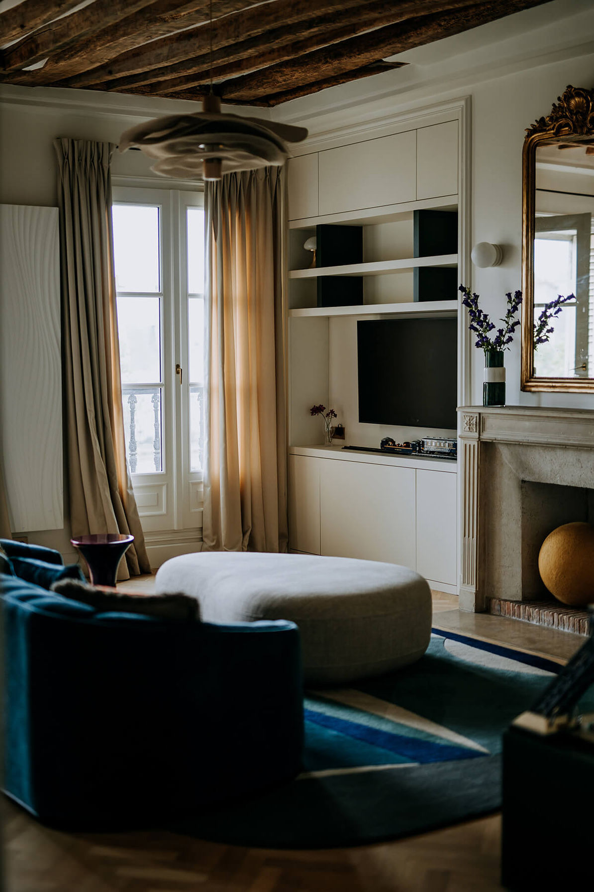 Appartement Beaumarchais à Paris par Dora Hart — vue 9